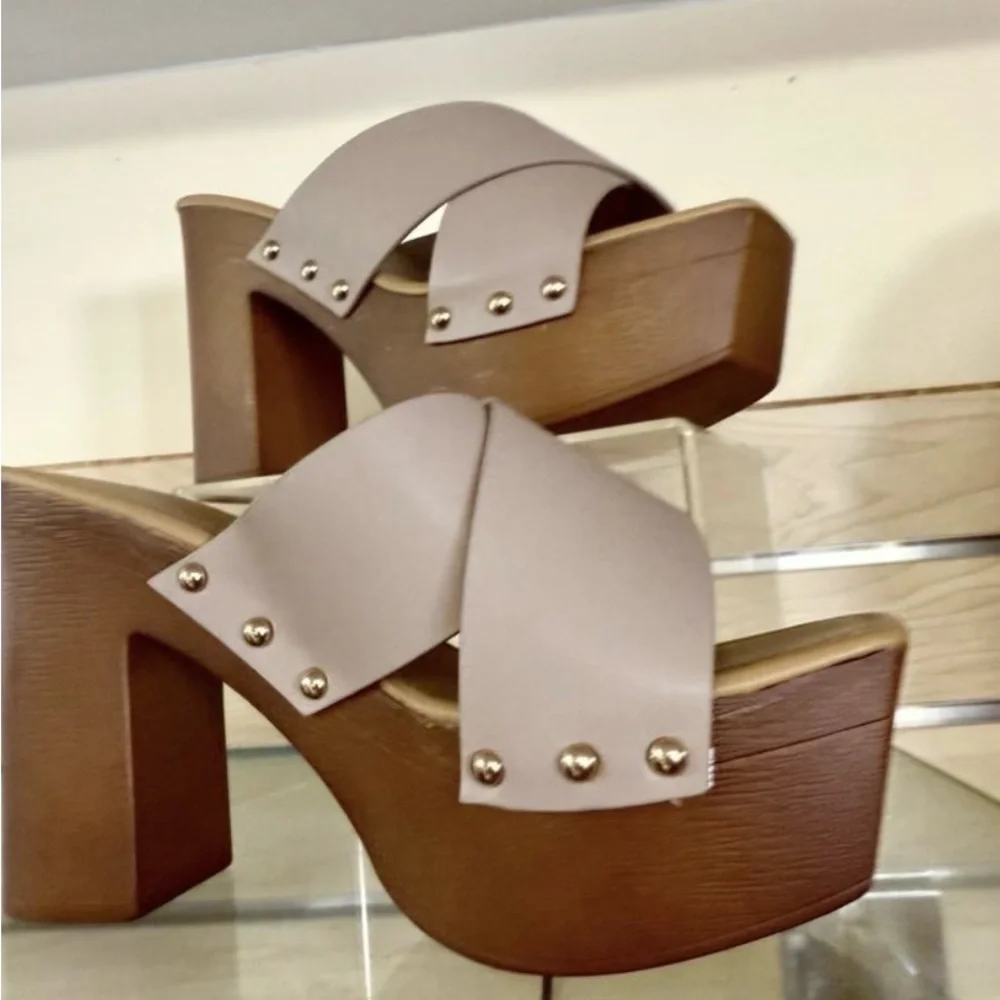 Qupid Taupe and Brown Platform Heels - Picture 1 of 4